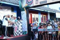 Dok. Bupati Sumenep Dr. H. Achmad Fauzi Wongsojudo, saat melepas peserta RUN IDI RUN. //SuaraFaktual